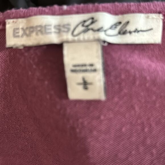 Express  strapped back tank top - Picture 3 of 3